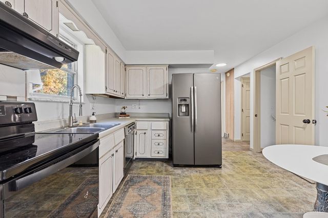 7988 Woodruff Road, Anderson Twp, OH 45255