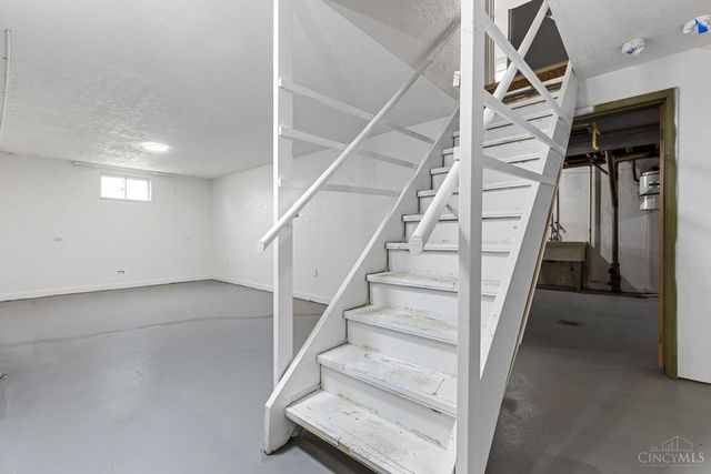 7988 Woodruff Road, Anderson Twp, OH 45255