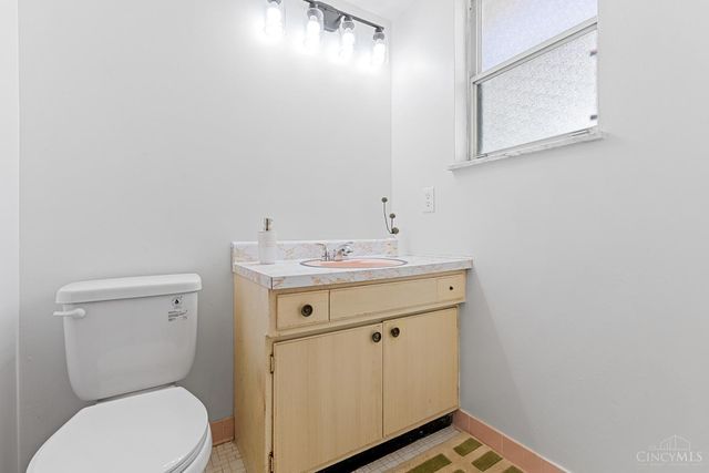 7988 Woodruff Road, Anderson Twp, OH 45255