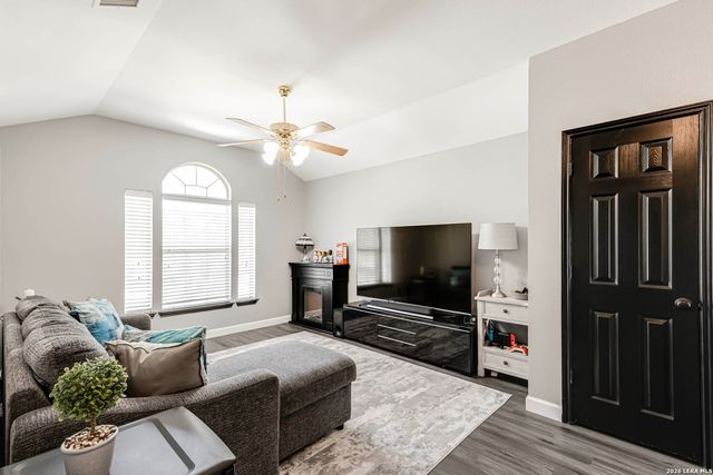 6406 Ruffled Grouse, San Antonio, TX 78233