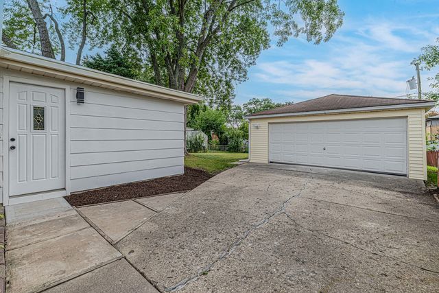 1321 Marcy Lane, Wheeling, IL 60090