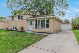 1321 Marcy Lane, Wheeling, IL 60090