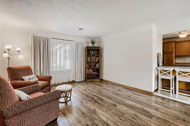 114 Frost Street W, South Saint Paul, MN 55075