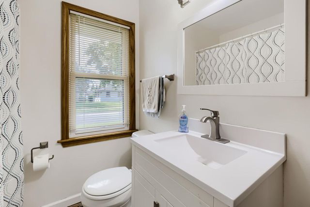 114 Frost Street W, South Saint Paul, MN 55075