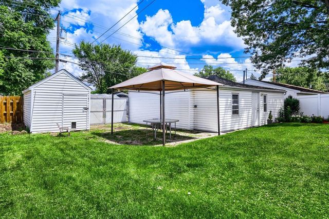 114 Frost Street W, South Saint Paul, MN 55075