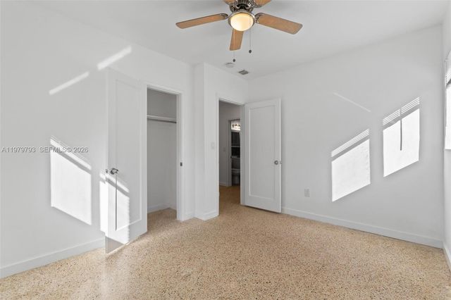 201 NE 169th St 201, North Miami Beach, FL 33162