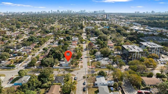 201 NE 169th St 201, North Miami Beach, FL 33162