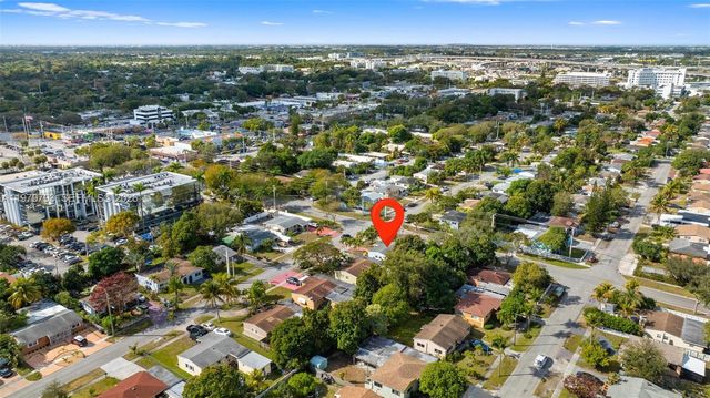 201 NE 169th St 201, North Miami Beach, FL 33162