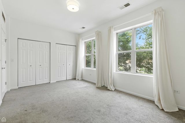 346 E 25th Place 25, Chicago, IL 60616