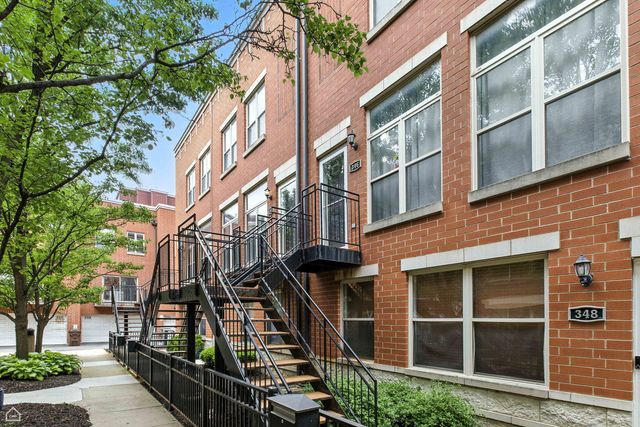 346 E 25th Place 25, Chicago, IL 60616