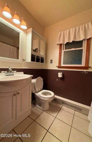 128 N Indiantown Road, Shawboro, NC 27973