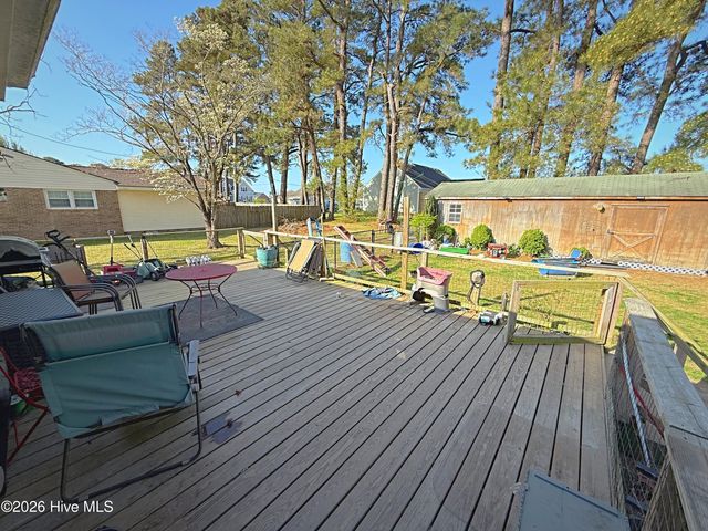 128 N Indiantown Road, Shawboro, NC 27973
