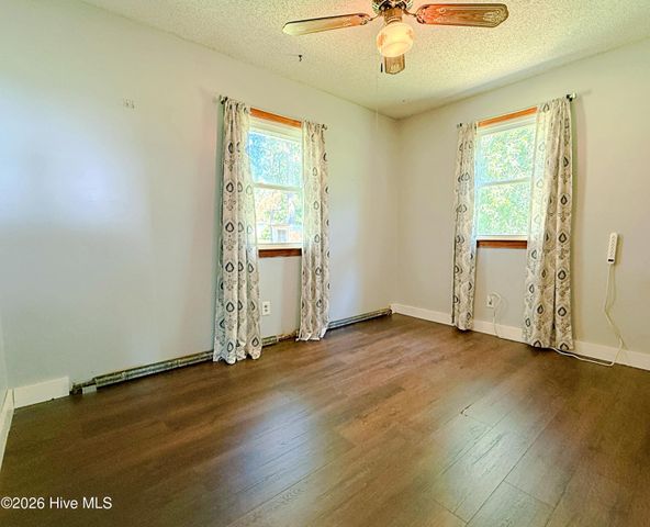 128 N Indiantown Road, Shawboro, NC 27973