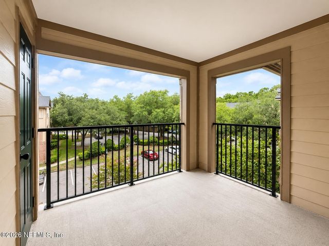 7800 POINT MEADOWS Drive 731, Jacksonville, FL 32256