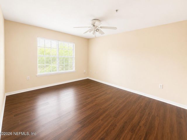 7800 POINT MEADOWS Drive 731, Jacksonville, FL 32256