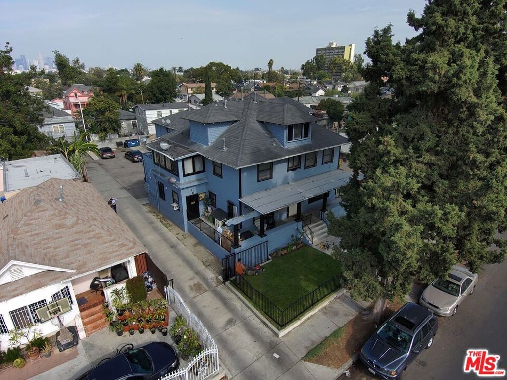 915 E 50th Street, Los Angeles, CA 90011 — exterior
