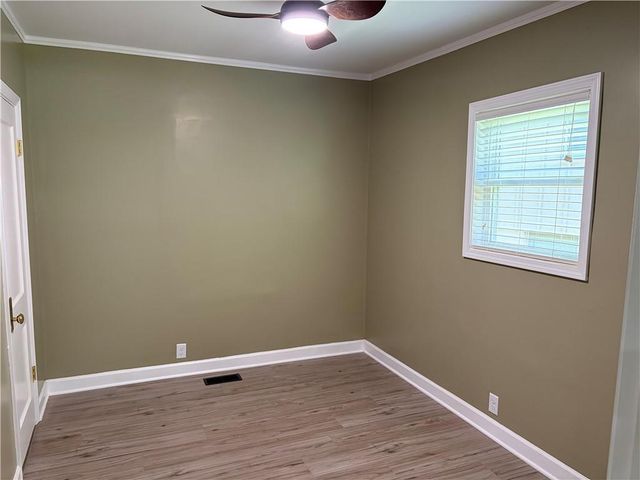 18 E 81st Street, Kansas City, MO 64114
