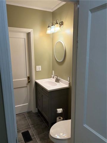 18 E 81st Street, Kansas City, MO 64114