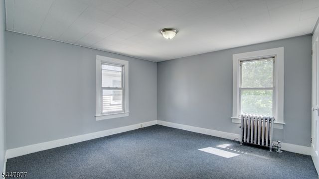 195 Pulaski Ave, Sayreville Boro, NJ 08872
