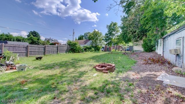 195 Pulaski Ave, Sayreville Boro, NJ 08872