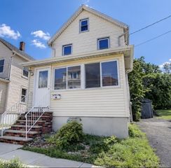 195 Pulaski Ave, Sayreville Boro, NJ 08872
