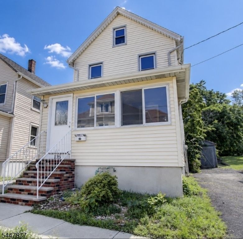 195 Pulaski Ave, Sayreville Boro, NJ 08872