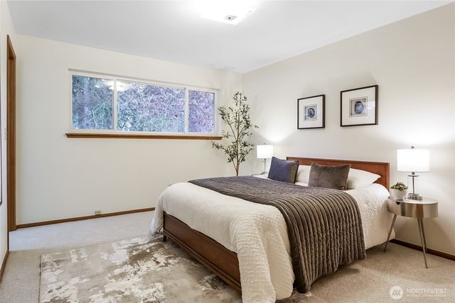 12647 SE 54th Street, Bellevue, WA 98006