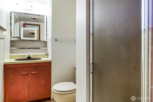 12647 SE 54th Street, Bellevue, WA 98006