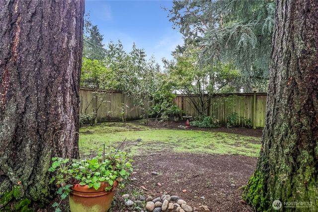 12647 SE 54th Street, Bellevue, WA 98006