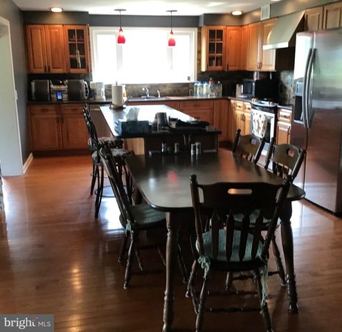 13235 KNOTTS LN, Golts, MD 21635