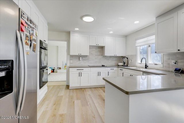 12 Harbor Court, West Long Branch, NJ 07764