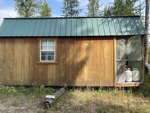 2447 Turner Hill Rd, Bonners Ferry, ID 83805