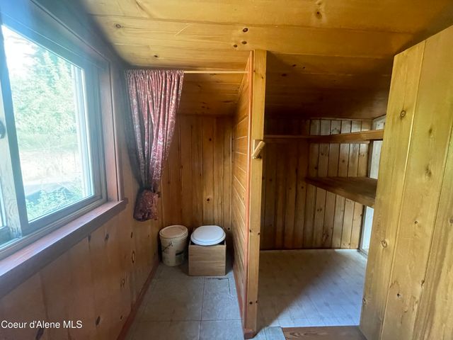 2447 Turner Hill Rd, Bonners Ferry, ID 83805