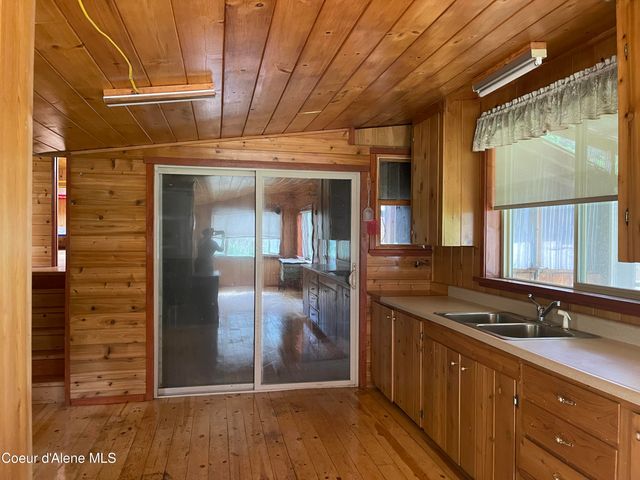 2447 Turner Hill Rd, Bonners Ferry, ID 83805