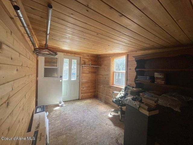 2447 Turner Hill Rd, Bonners Ferry, ID 83805