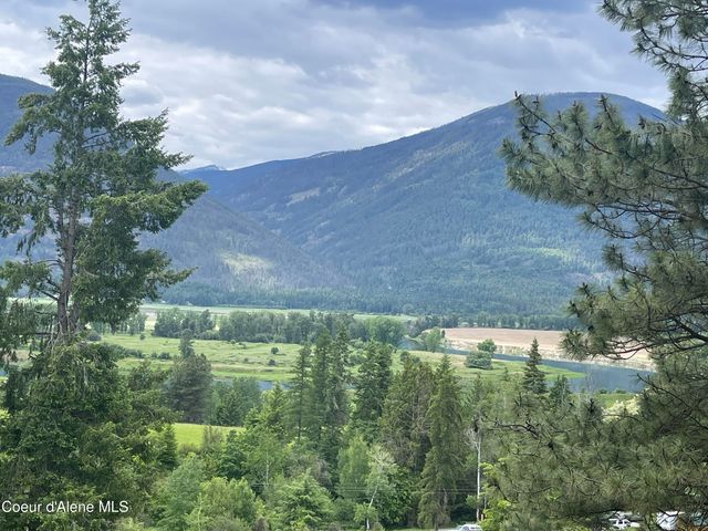 2447 Turner Hill Rd, Bonners Ferry, ID 83805