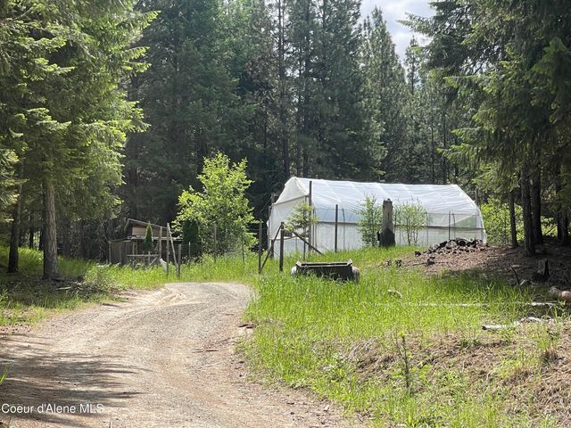 2447 Turner Hill Rd, Bonners Ferry, ID 83805