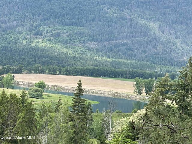 2447 Turner Hill Rd, Bonners Ferry, ID 83805