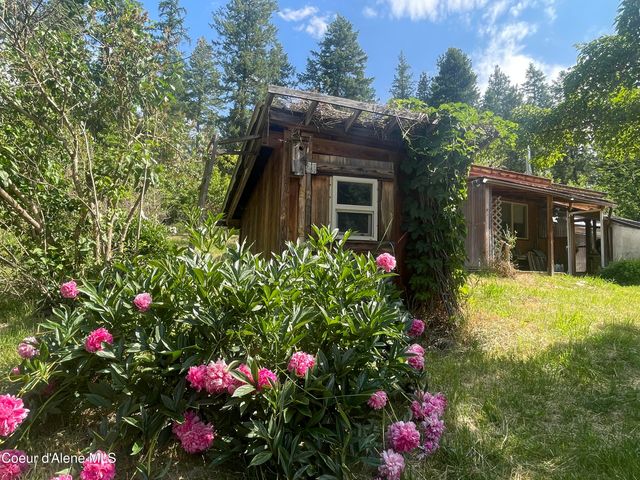 2447 Turner Hill Rd, Bonners Ferry, ID 83805