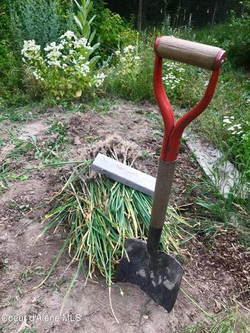 2447 Turner Hill Rd, Bonners Ferry, ID 83805