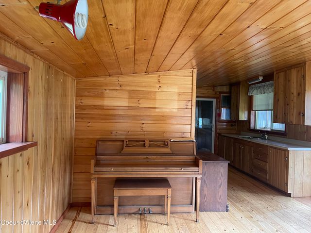 2447 Turner Hill Rd, Bonners Ferry, ID 83805