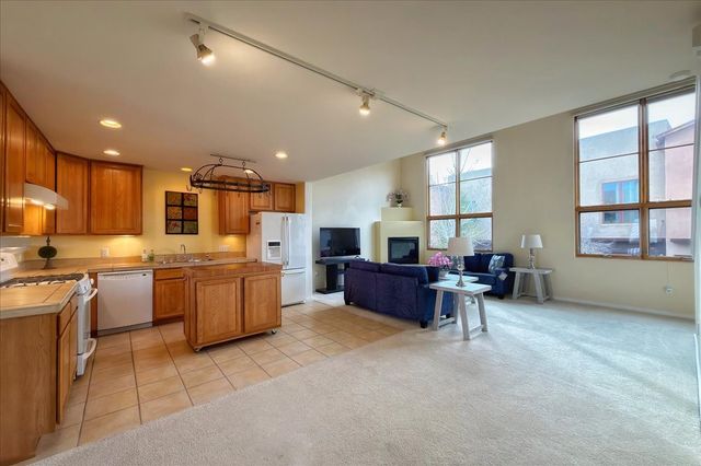 4714 Quemazon Place, Los Alamos, NM 87544