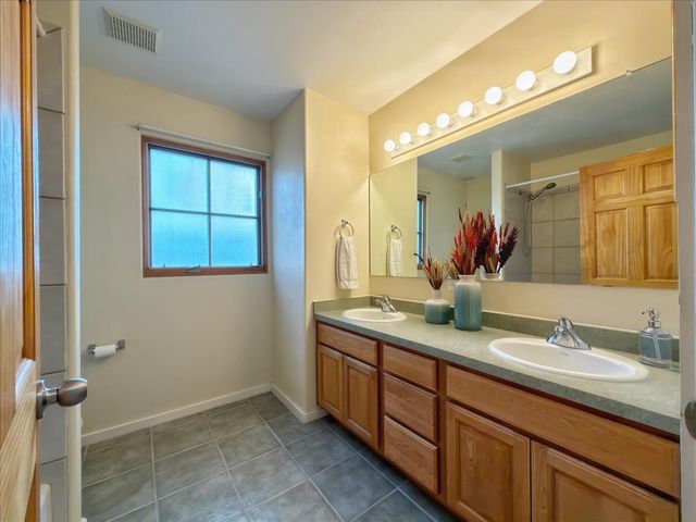 4714 Quemazon Place, Los Alamos, NM 87544