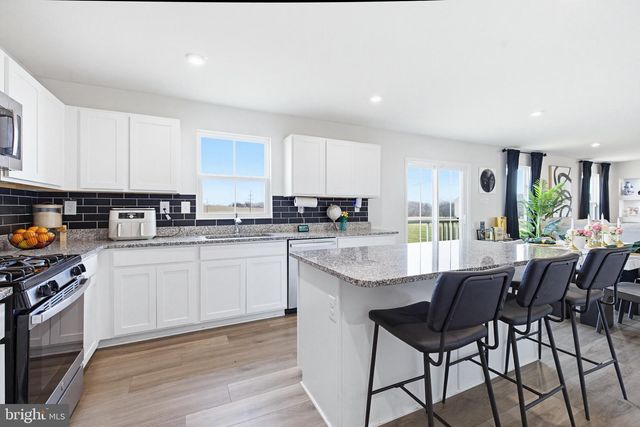 118 EQUINE DR, Marietta, PA 17547