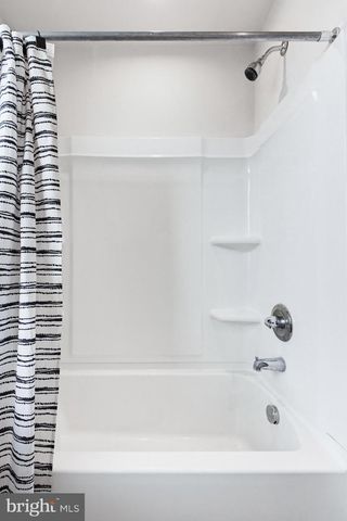 118 EQUINE DR, Marietta, PA 17547