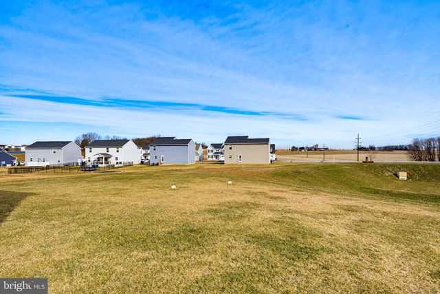 118 EQUINE DR, Marietta, PA 17547