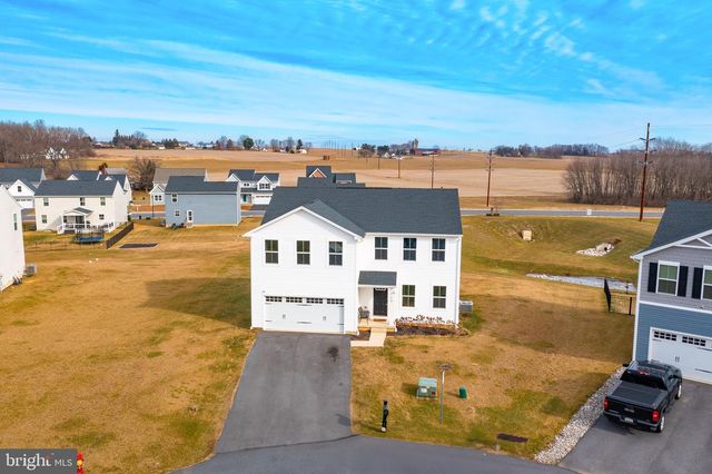 118 EQUINE DR, Marietta, PA 17547