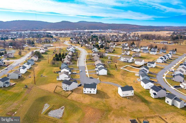 118 EQUINE DR, Marietta, PA 17547