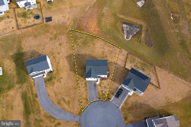 118 EQUINE DR, Marietta, PA 17547