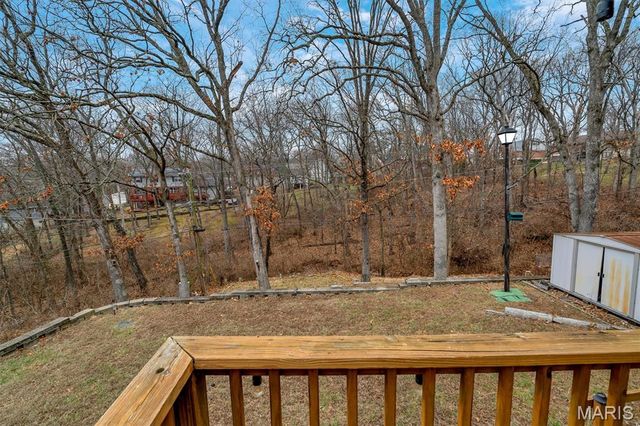 5439 Valleyside Lane, St Louis, MO 63128